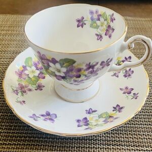 Royal Tuscan Woodland Violet Porcelain Teacup and Saucer Set